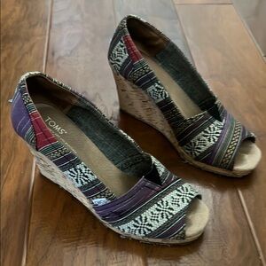 Toms Purple and Black Wedge Shoes with Distinctive Design
